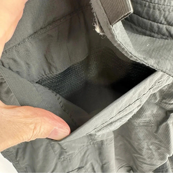 Columbia 40x32 Silver Ridge Convertible pants in gravel - Picture 8 of 15